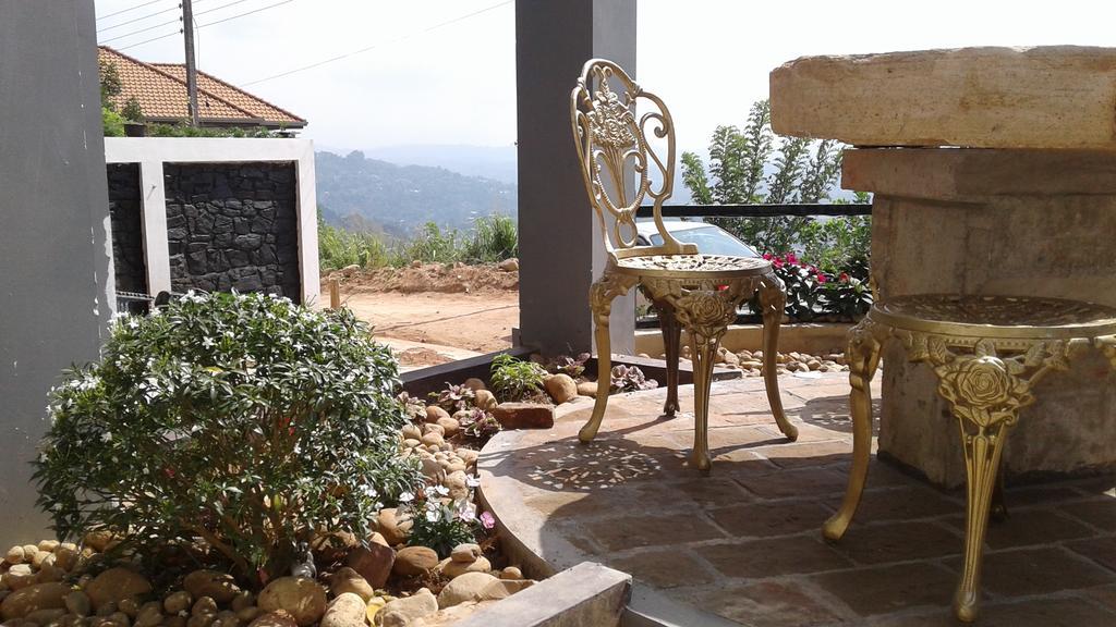 Lawan One Kandy Exterior photo