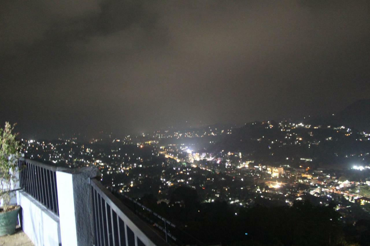 Lawan One Kandy Exterior photo